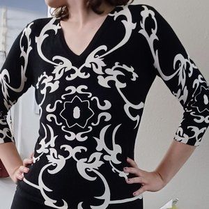 Dramatic Vintage V-neck Sweater in black and white